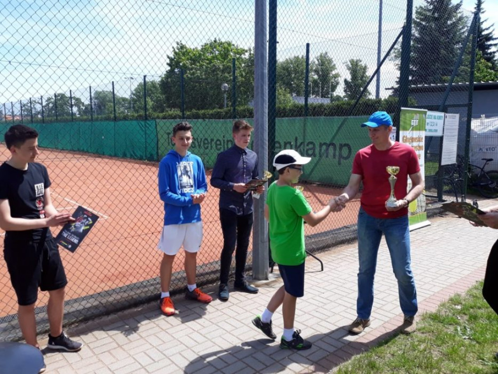 Udany turniej z okazji Dnia Dziecka na głogowskich kortach. Kto zwyciężył?