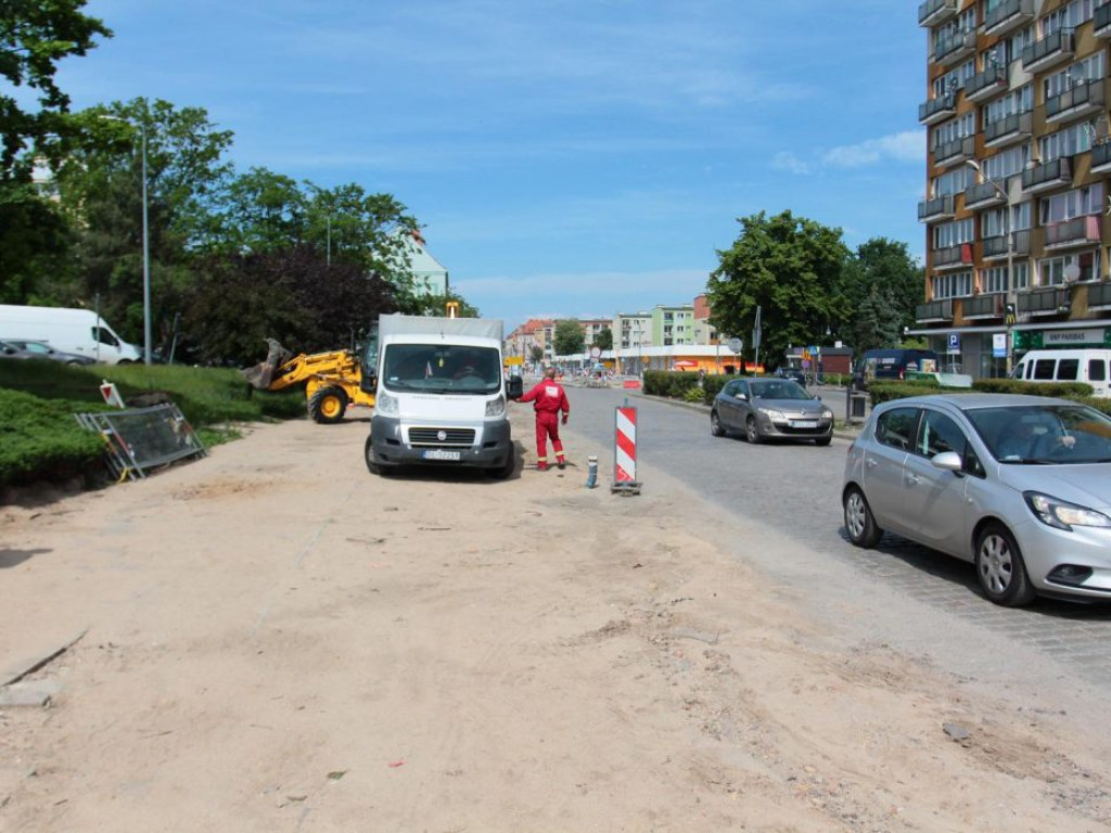 Aleja Wolności zamknięta. Nie będzie przejazdu. Trwa rozkopywanie kolejnego odcinka