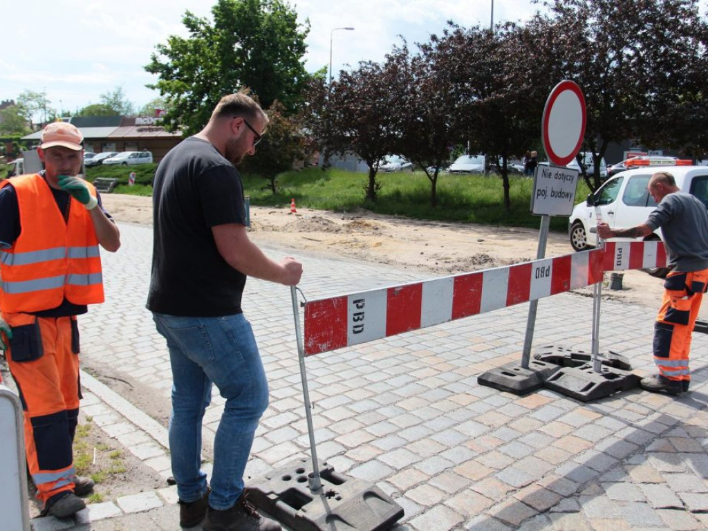 Aleja Wolności zamknięta. Nie będzie przejazdu. Trwa rozkopywanie kolejnego odcinka
