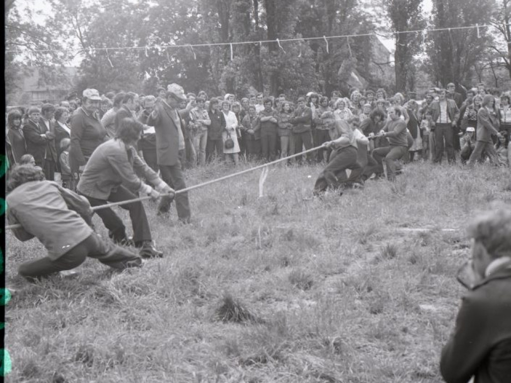 Plac festynowy - miejsce z przeszłością i przyszłością. Znamy ją?