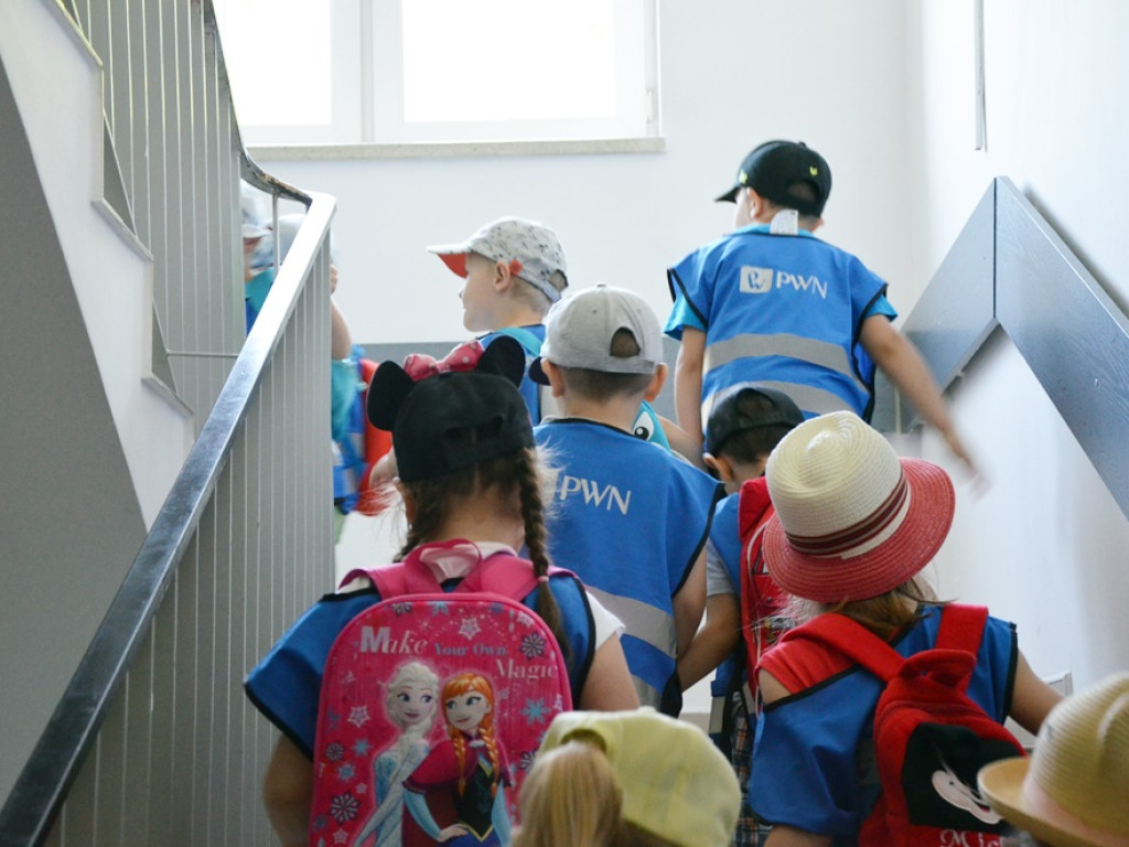 Dzień Dziecka w głogowskiej komendzie. Policjantów odwiedziły przedszkolaki