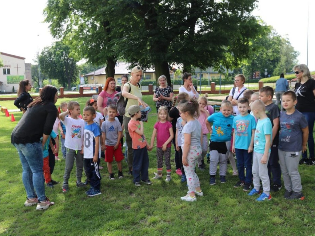 Studentki zorganizowały dla maluchów atrakcje z okazji Dnia Dziecka