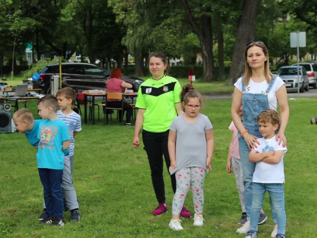 Studentki zorganizowały dla maluchów atrakcje z okazji Dnia Dziecka