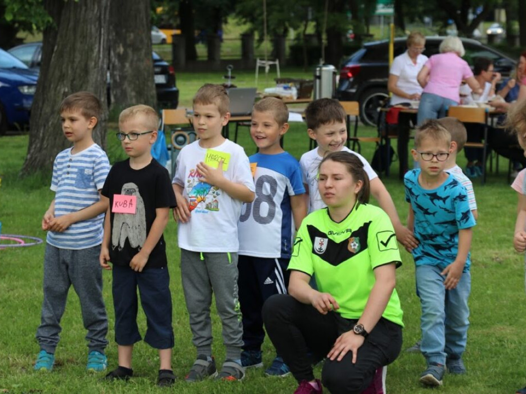 Studentki zorganizowały dla maluchów atrakcje z okazji Dnia Dziecka