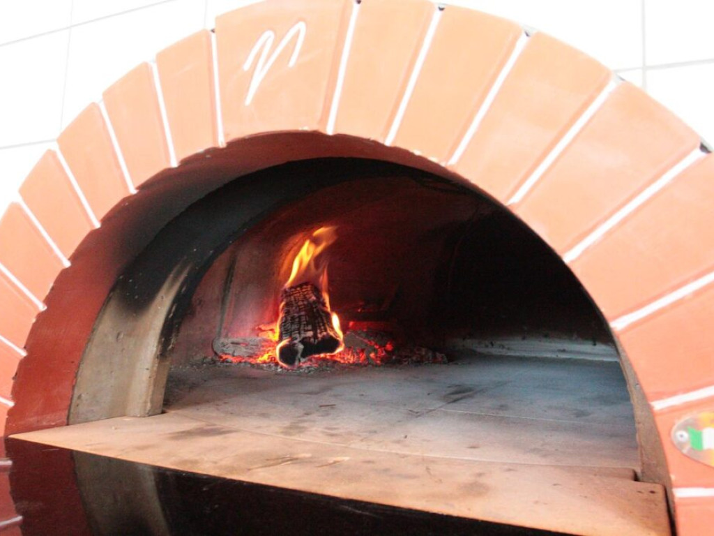 Pizza od mistrza już w Głogowie! Warto odwiedzić Tutti Santi