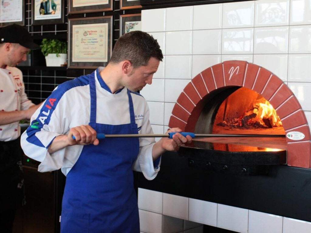 Pizza od mistrza już w Głogowie! Warto odwiedzić Tutti Santi