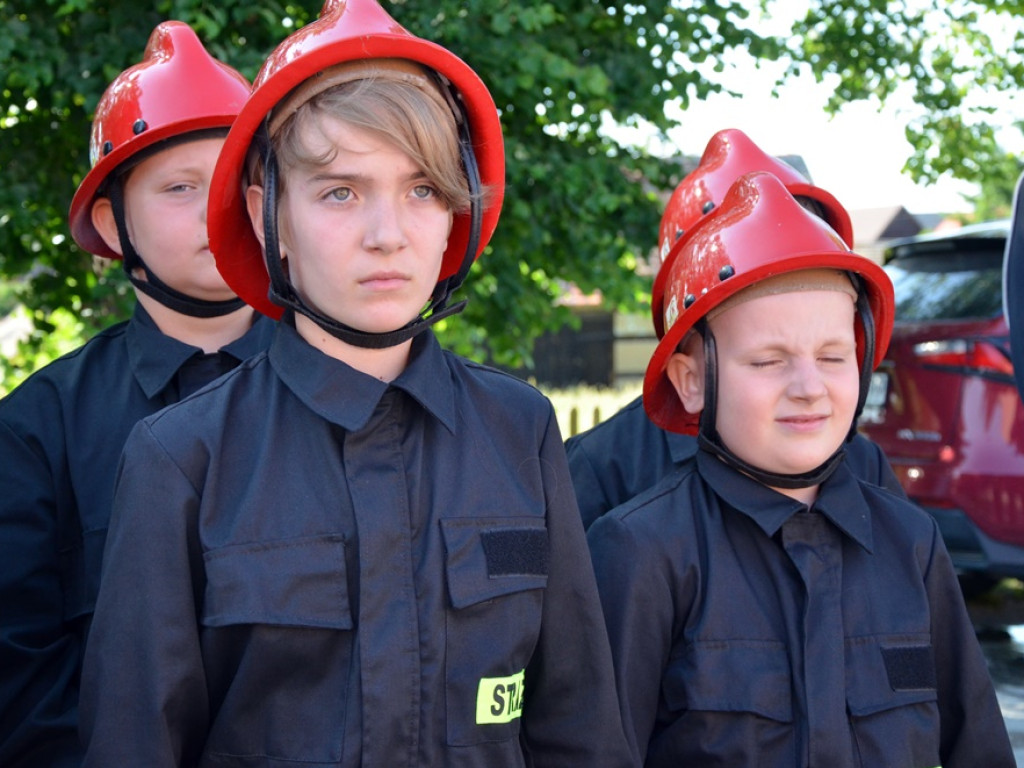 Niech święty Florian nad wami czuwa! Ochotnicy z Jerzmanowej mają nowego druha