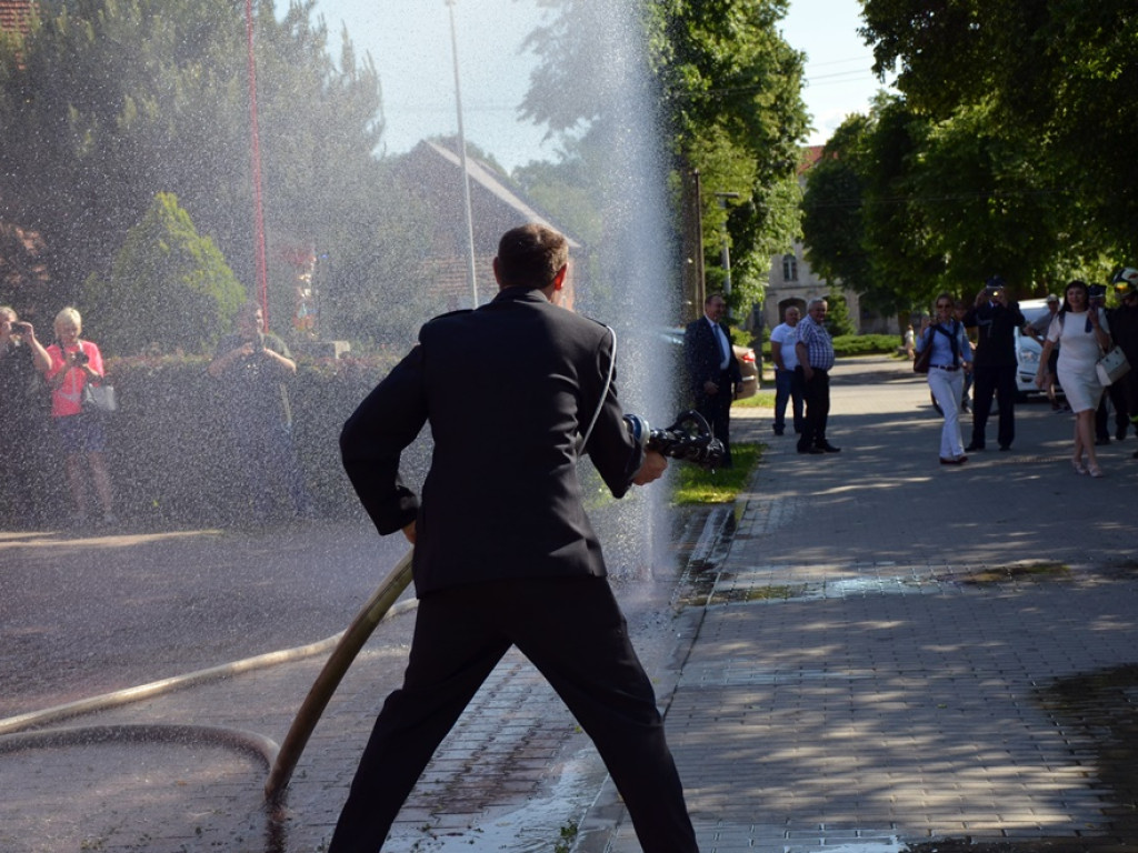 Niech święty Florian nad wami czuwa! Ochotnicy z Jerzmanowej mają nowego druha