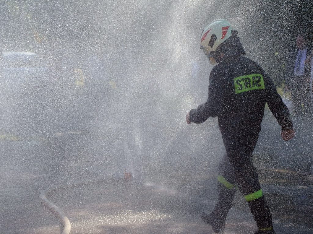 Niech święty Florian nad wami czuwa! Ochotnicy z Jerzmanowej mają nowego druha