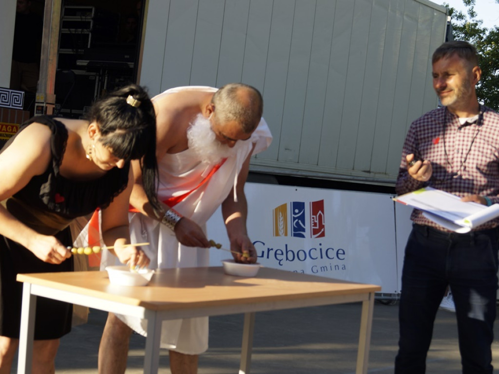 Turniej wsi w Grębocicach po grecku. W parku można było zobaczyć Zeusa, Atenę czy Herę