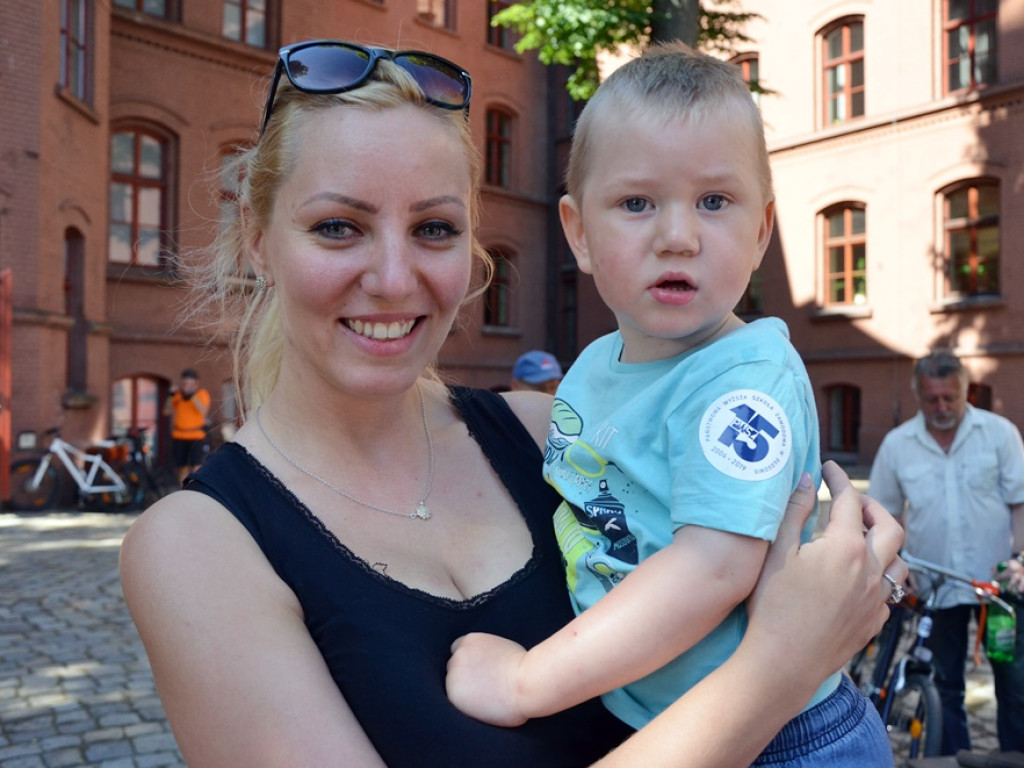 Odjazdowy Bibliotekarz po raz czwarty. Ruszył rajd rowerowy do Dalkowa. Dopisała pogoda i frekwencja