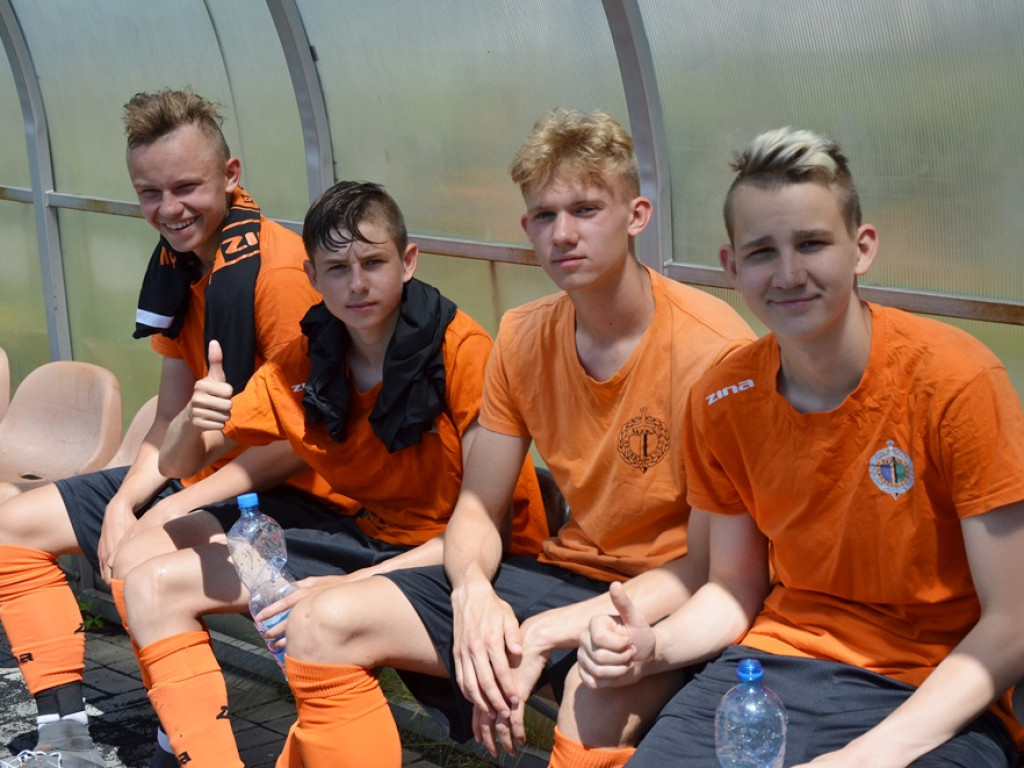 Pogrom na koniec sezonu! Chrobry wygrywa w wielkim stylu i ma co świętować