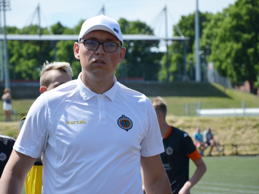 Pogrom na koniec sezonu! Chrobry wygrywa w wielkim stylu i ma co świętować