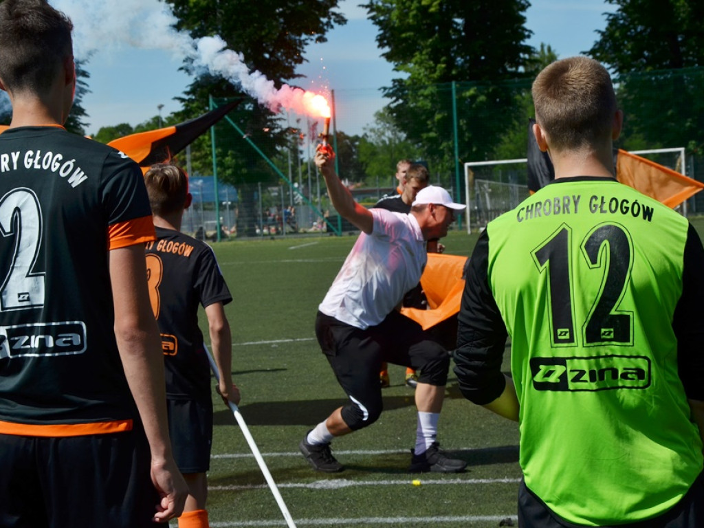 Pogrom na koniec sezonu! Chrobry wygrywa w wielkim stylu i ma co świętować