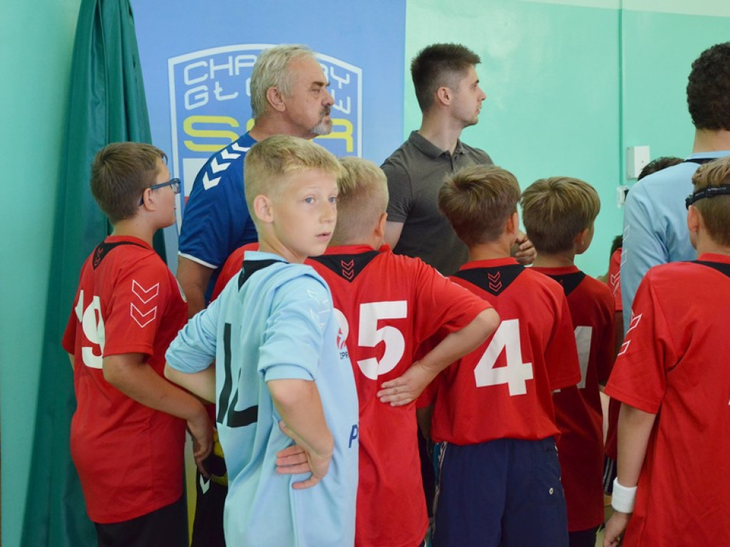 Młodzi szczypiorniści już na parkiecie. Finałowy turniej trwa!