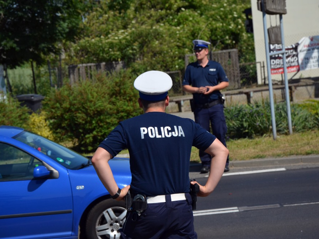 Kolizja na skrzyżowaniu w Nielubi. Kierowca znów nie zachował bezpiecznej odległości