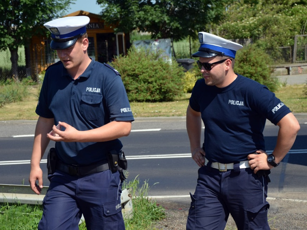 Kolizja na skrzyżowaniu w Nielubi. Kierowca znów nie zachował bezpiecznej odległości