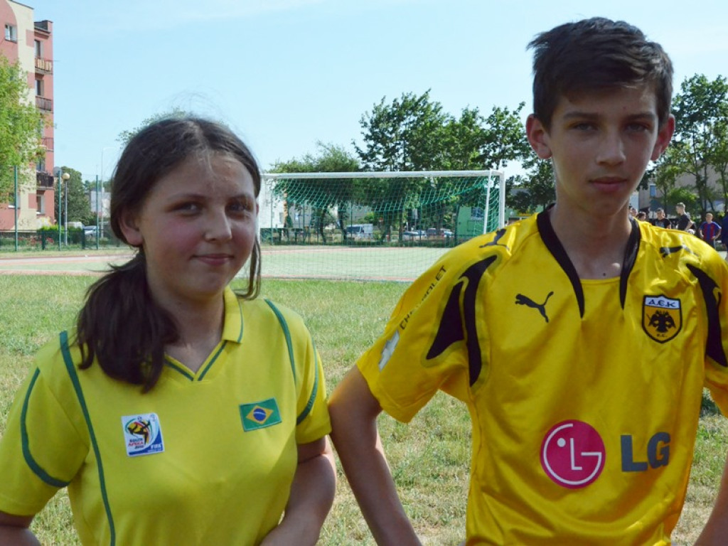 Zabawa z Chrobrym Głogów musi być udana! Dzieci i młodzież powitały lato na sportowo