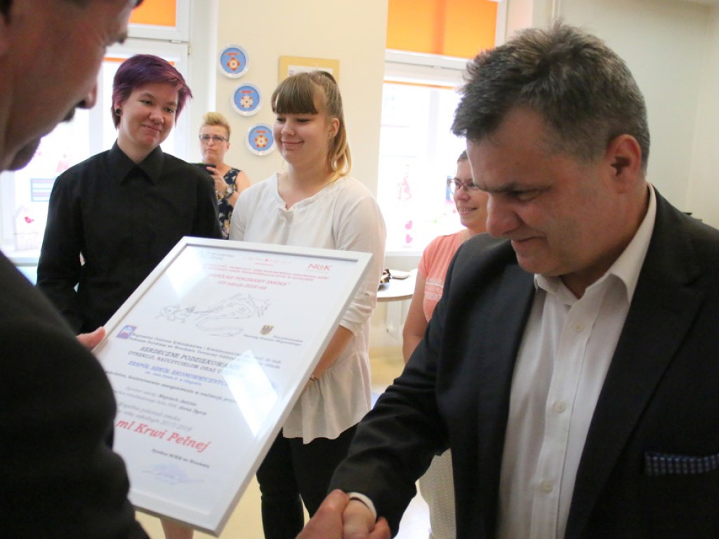 Oddali litry krwi! Uczniowie głogowskich szkół udowodnili, że warto pomagać