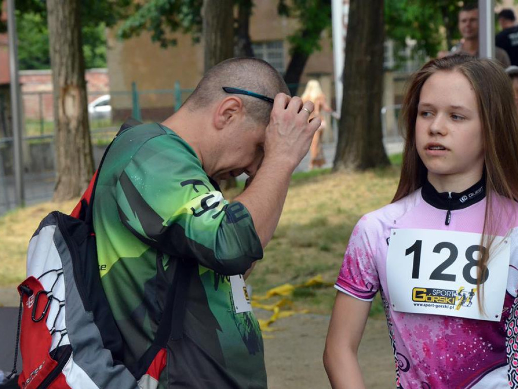 Triathlon na marinie! Udział w zawodach wzięli młodsi i starsi. Głogowianie chwalili imprezę