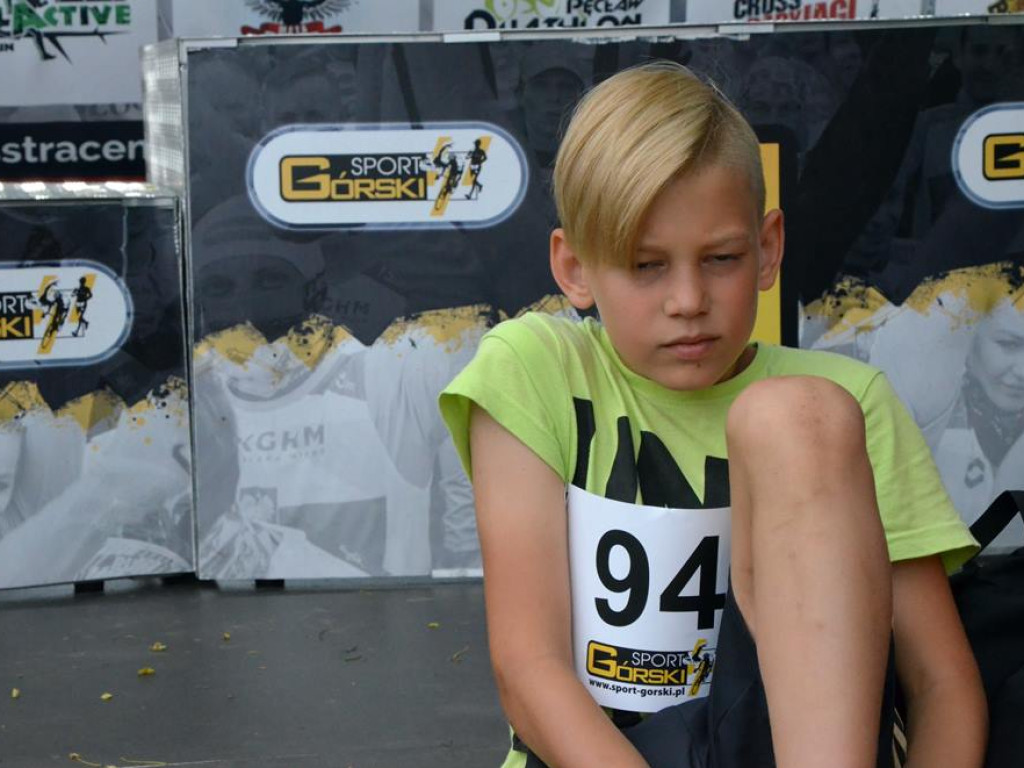 Triathlon na marinie! Udział w zawodach wzięli młodsi i starsi. Głogowianie chwalili imprezę