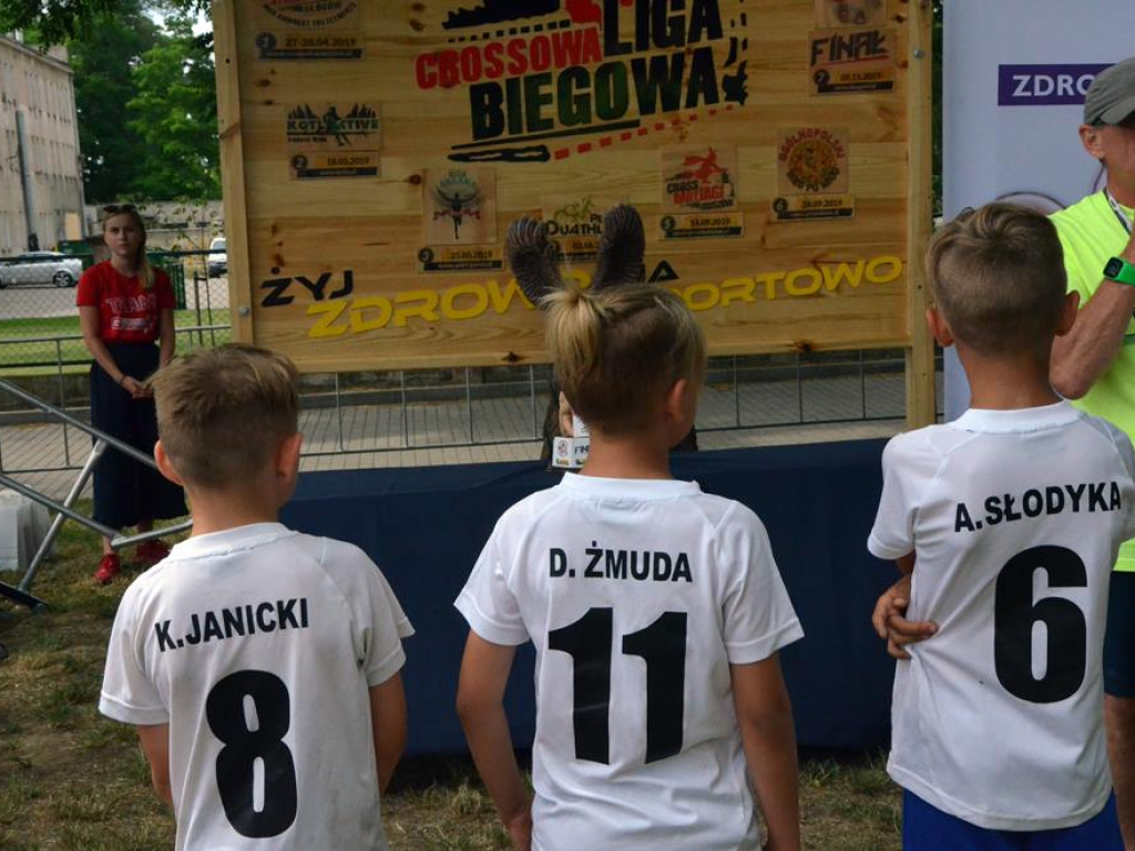 Triathlon na marinie! Udział w zawodach wzięli młodsi i starsi. Głogowianie chwalili imprezę