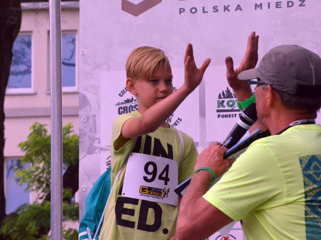Triathlon na marinie! Udział w zawodach wzięli młodsi i starsi. Głogowianie chwalili imprezę