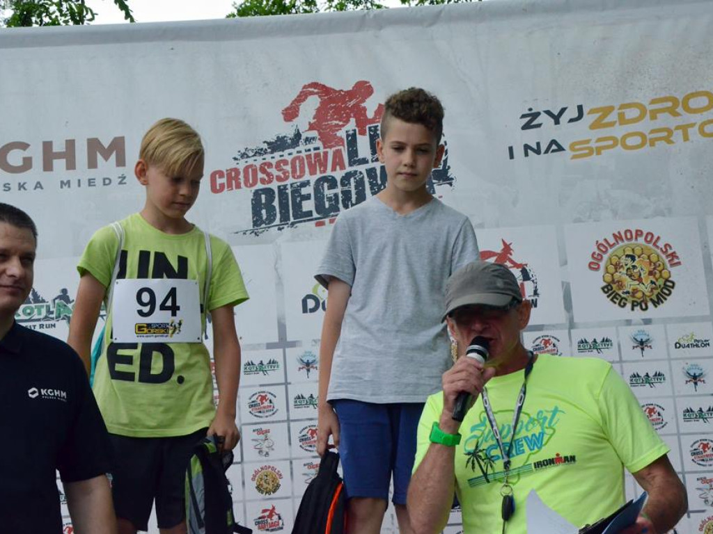 Triathlon na marinie! Udział w zawodach wzięli młodsi i starsi. Głogowianie chwalili imprezę