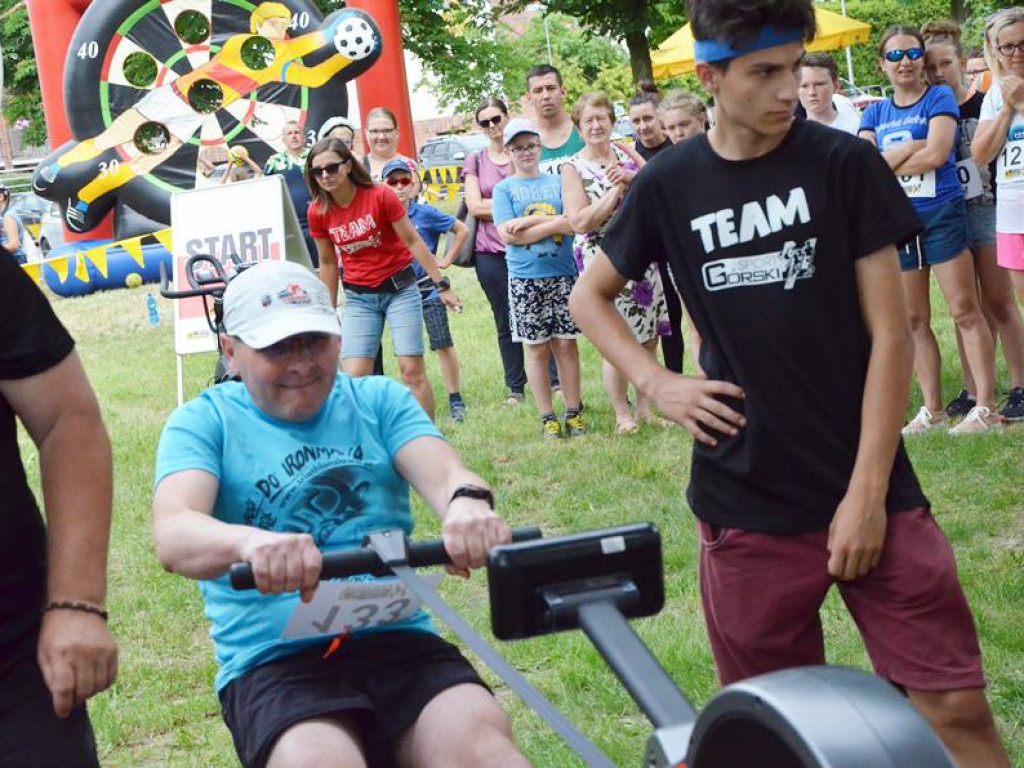 Triathlon na marinie! Udział w zawodach wzięli młodsi i starsi. Głogowianie chwalili imprezę