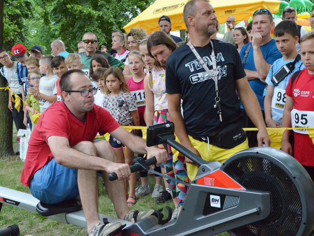 Triathlon na marinie! Udział w zawodach wzięli młodsi i starsi. Głogowianie chwalili imprezę