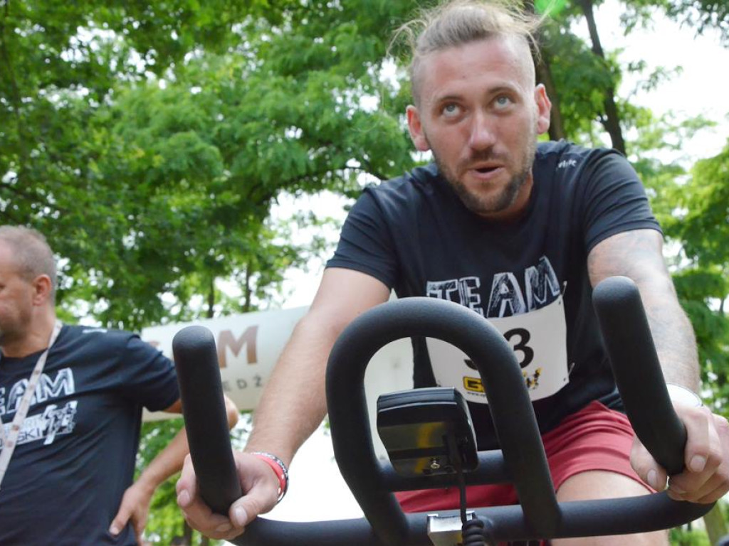 Triathlon na marinie! Udział w zawodach wzięli młodsi i starsi. Głogowianie chwalili imprezę