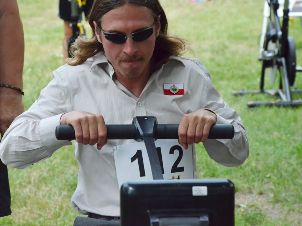 Triathlon na marinie! Udział w zawodach wzięli młodsi i starsi. Głogowianie chwalili imprezę