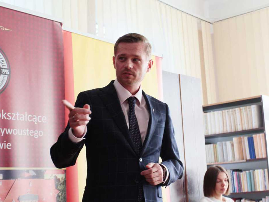 I Liceum Ogólnokształcące podpisało deklarację partnerską o przystąpieniu do Klastra Edukacyjnego Legnickiej Specjalnej Strefy Ekonomicznej