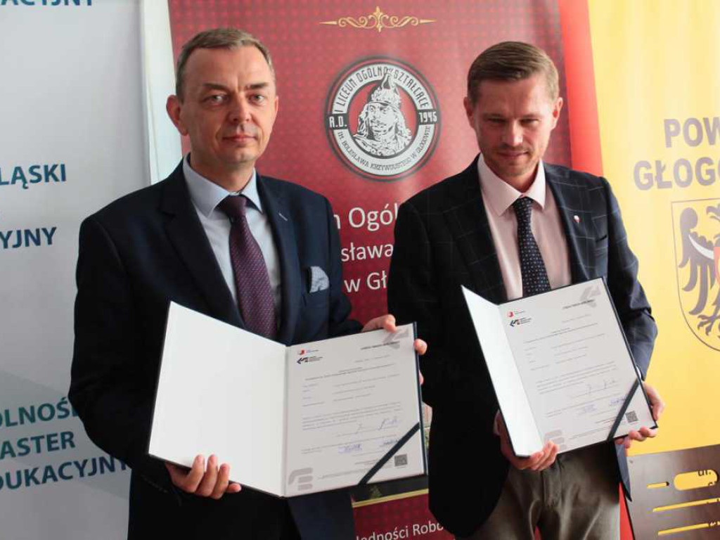 I Liceum Ogólnokształcące podpisało deklarację partnerską o przystąpieniu do Klastra Edukacyjnego Legnickiej Specjalnej Strefy Ekonomicznej