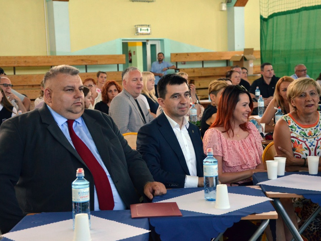 Dwadzieścia lat minęło jak jeden dzień... To była ostatnia gimnazjalna gala!