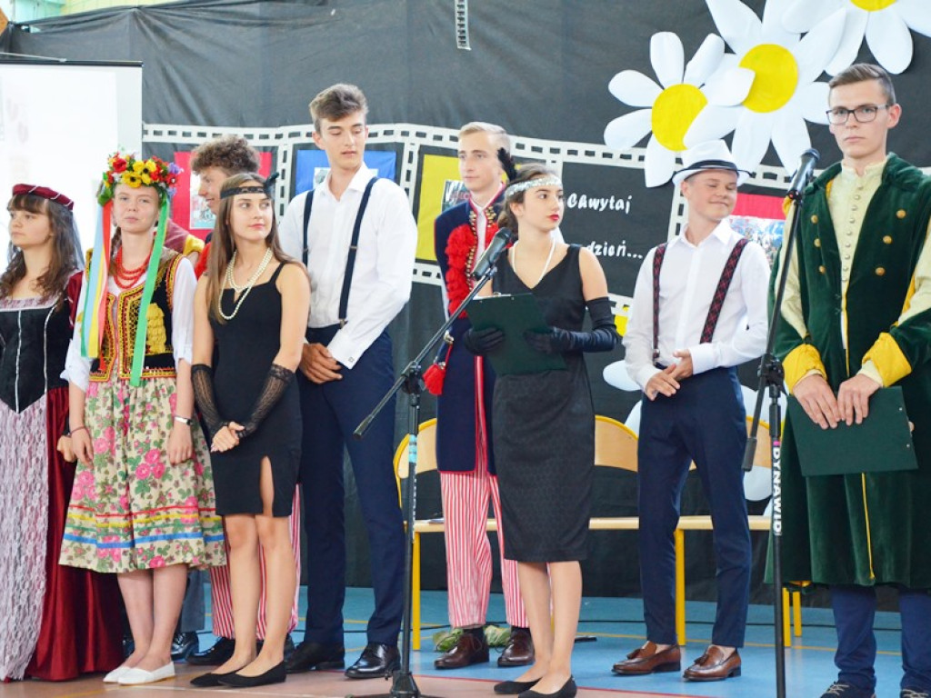 Dwadzieścia lat minęło jak jeden dzień... To była ostatnia gimnazjalna gala!