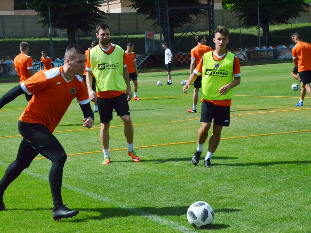 Ivan Djurdjevic rozpoczyna pracę w Chrobrym: Trening to jest święto!