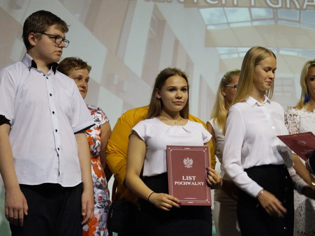 Najnowocześniejsze gimnazjum w naszym regionie kończy działalność