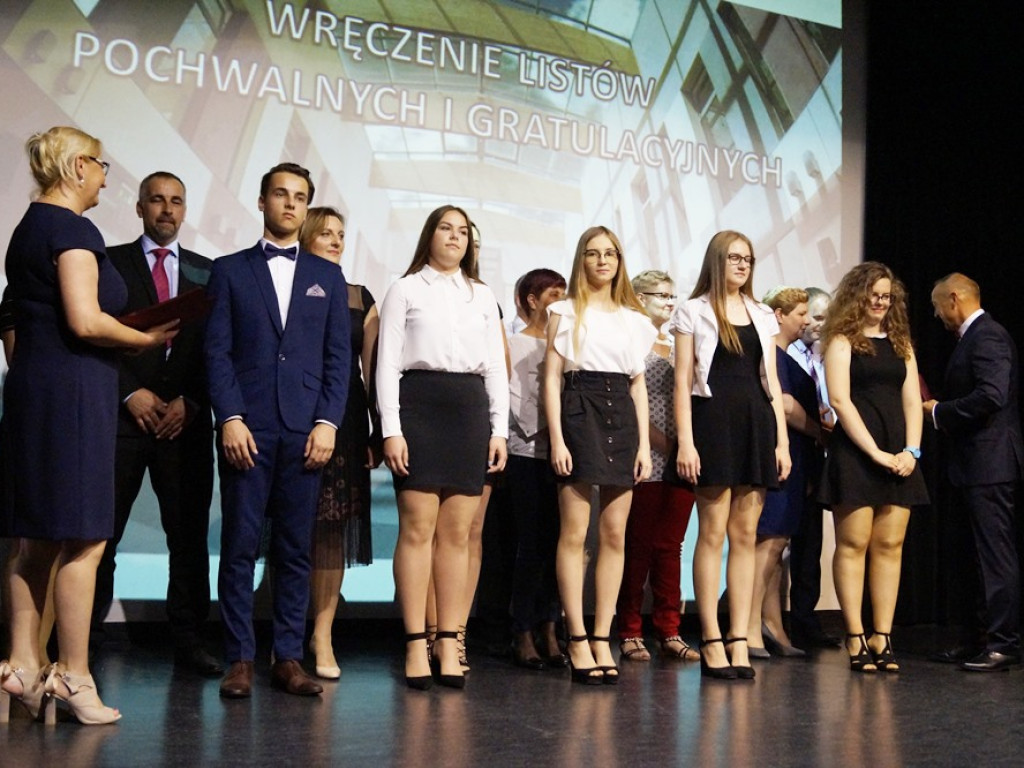 Najnowocześniejsze gimnazjum w naszym regionie kończy działalność