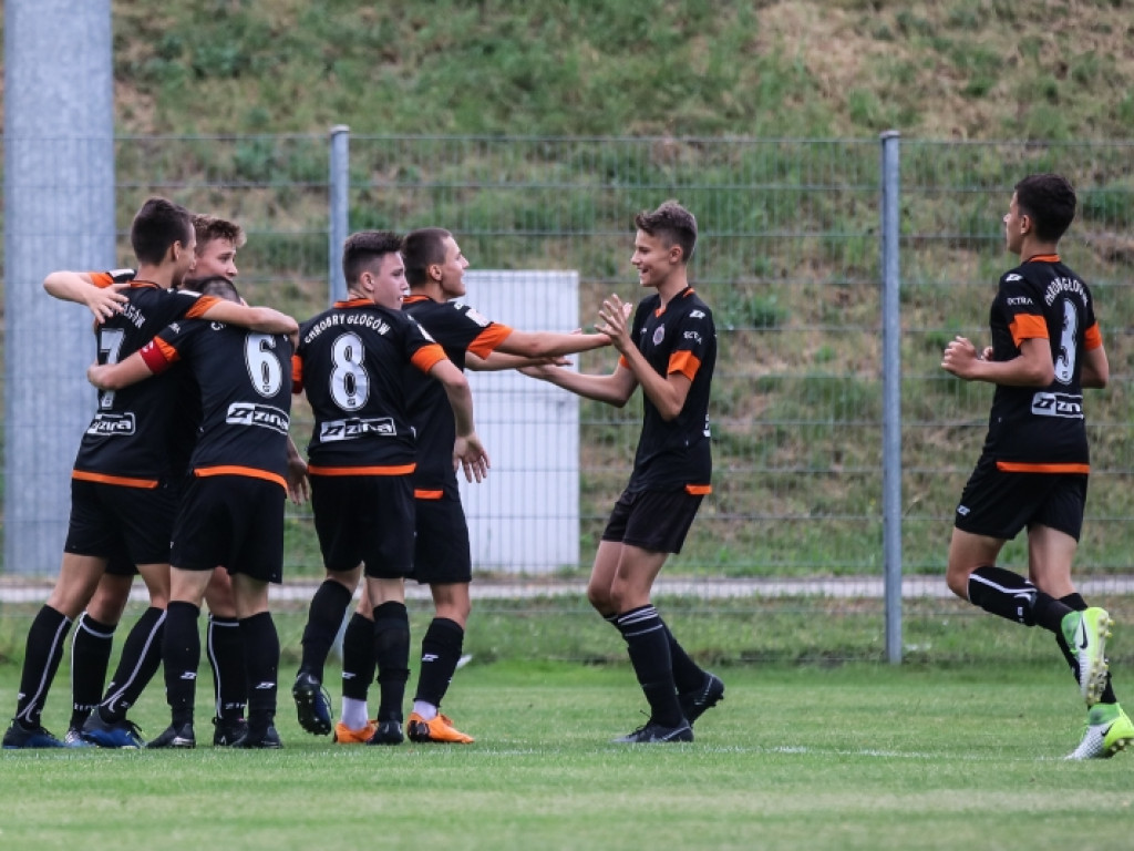 Młody Chrobry awansował do Centralnej Ligi Juniorów! Radość w szatni była ogromna