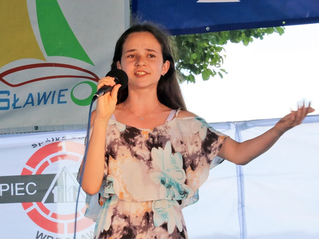 Śpiewać może każdy - w Sławie odbył się festiwal dla młodych piosenkarzy