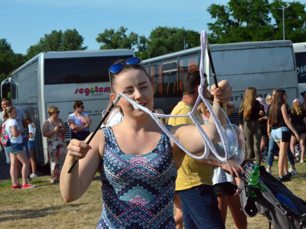 Szaleństwo barw opanowało Głogów. Tak wyglądał Festiwal Kolorów!