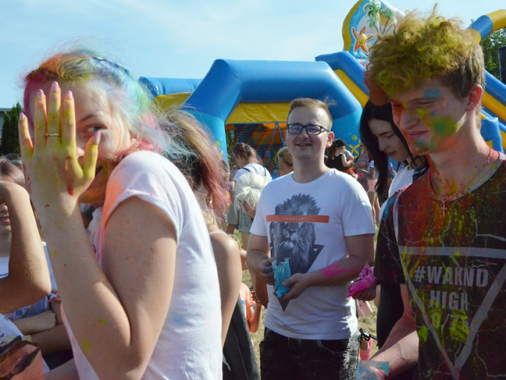 Szaleństwo barw opanowało Głogów. Tak wyglądał Festiwal Kolorów!