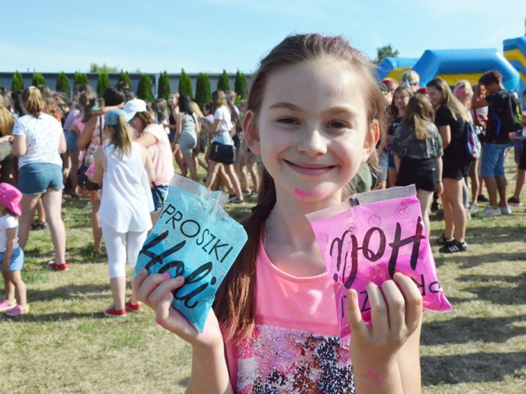 Szaleństwo barw opanowało Głogów. Tak wyglądał Festiwal Kolorów!