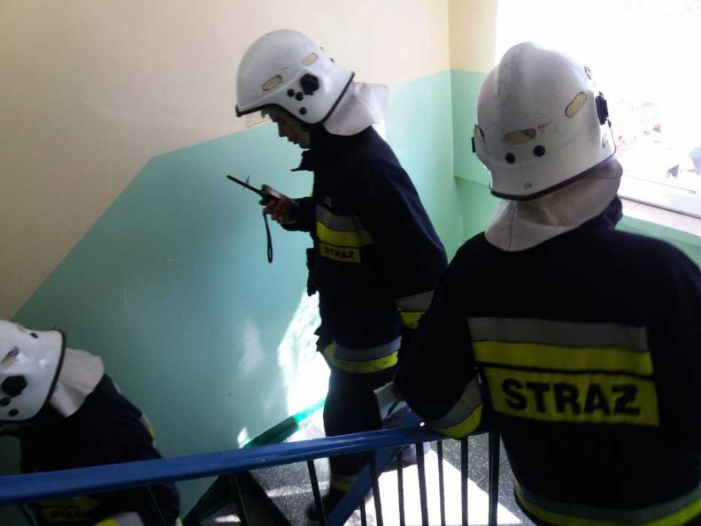 Pożar w bloku w Grębocicach! Na szczęście to tylko strażackie ćwiczenia