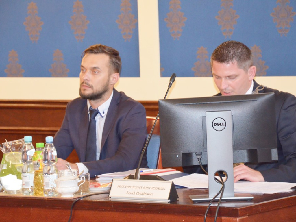 Radni zdecydowali o drastycznych podwyżkach za wywóz śmieci. Ceny wzrosły o 80 proc!