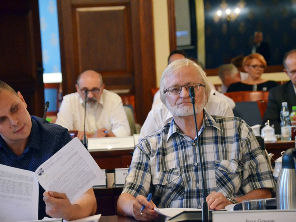 Radni zdecydowali o drastycznych podwyżkach za wywóz śmieci. Ceny wzrosły o 80 proc!