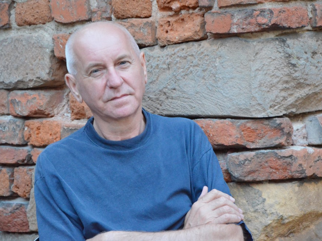 Poezja ubrana w dźwięki Elżbiety Adamiak. Artystyczna dusza w ruinach kościoła św. Mikołaja