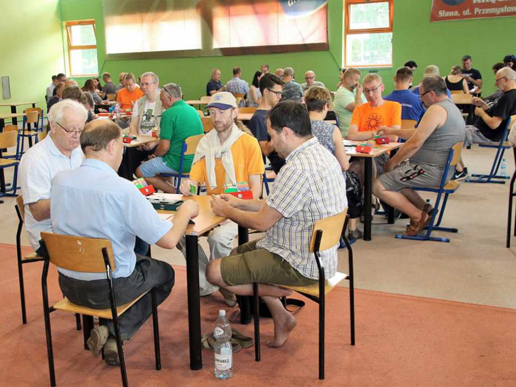 Nawet tysiąc brydżystów zjedzie do Sławy. Trwa tam międzynarodowy turniej brydża