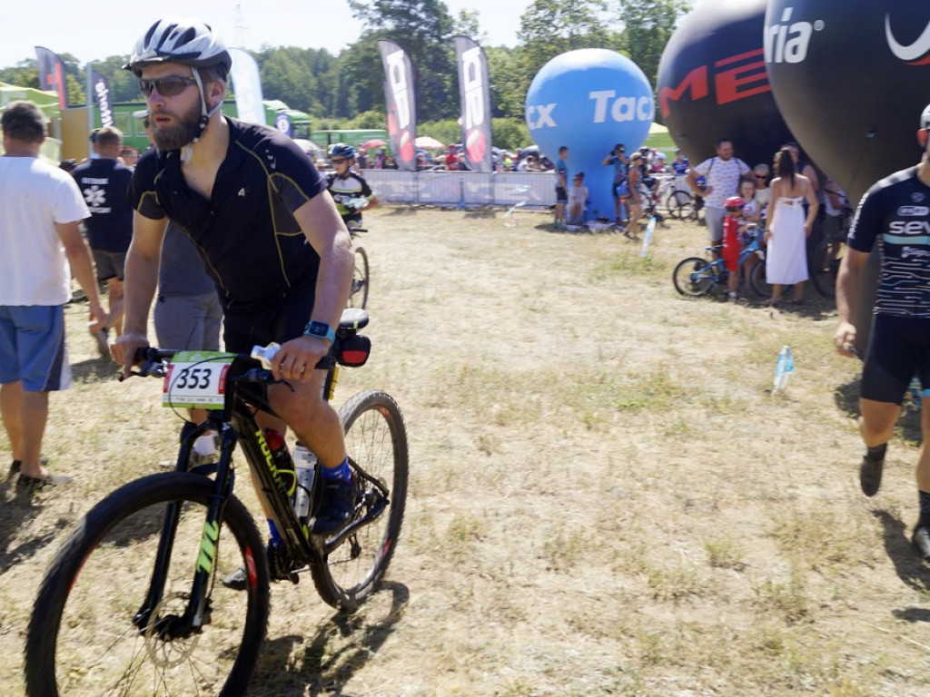 Kolarskie święto w Jakubowie. Udział w wyścigu MTB wzięło 600 zawodników